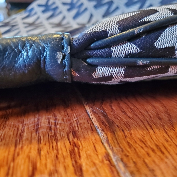 Michael Kors Handbag - Picture 4 of 4